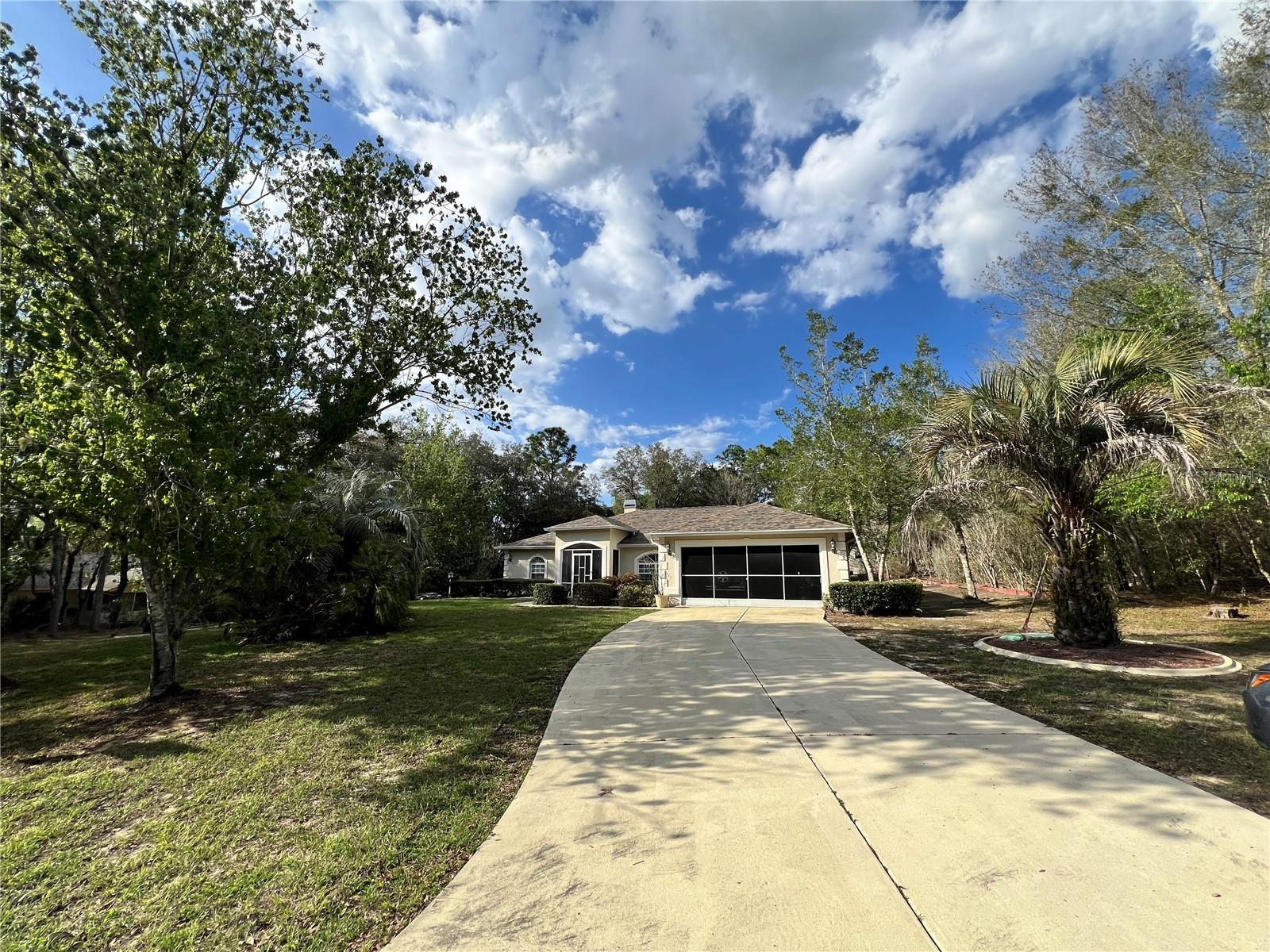 Image 38 of 45 For 1995 Newhaven Street