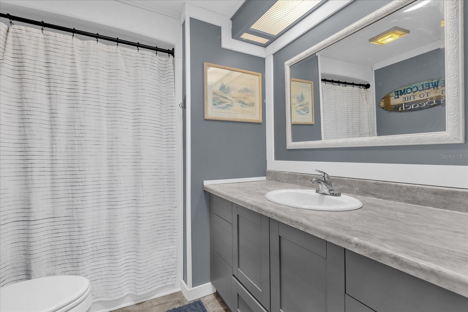 Image 17 of 37 For 518 Palo Verde Dr