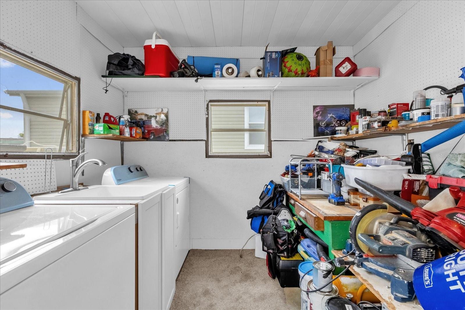 Image 22 of 37 For 518 Palo Verde Dr