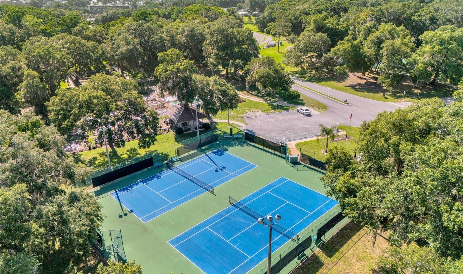 Image 30 of 37 For 518 Palo Verde Dr