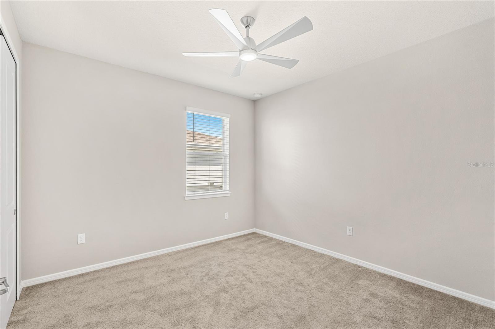 Image 13 of 31 For 14334 Noto Avenue