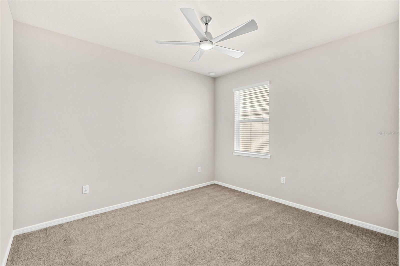 Image 14 of 31 For 14334 Noto Avenue