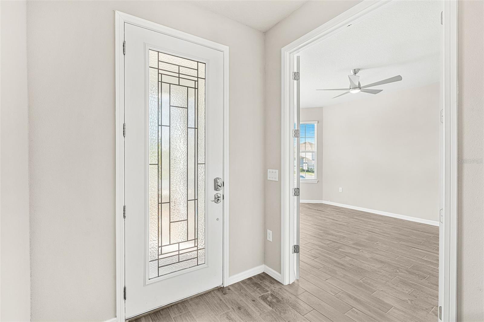 Image 4 of 31 For 14334 Noto Avenue