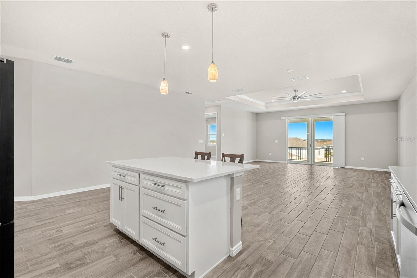 Image 8 of 31 For 14334 Noto Avenue