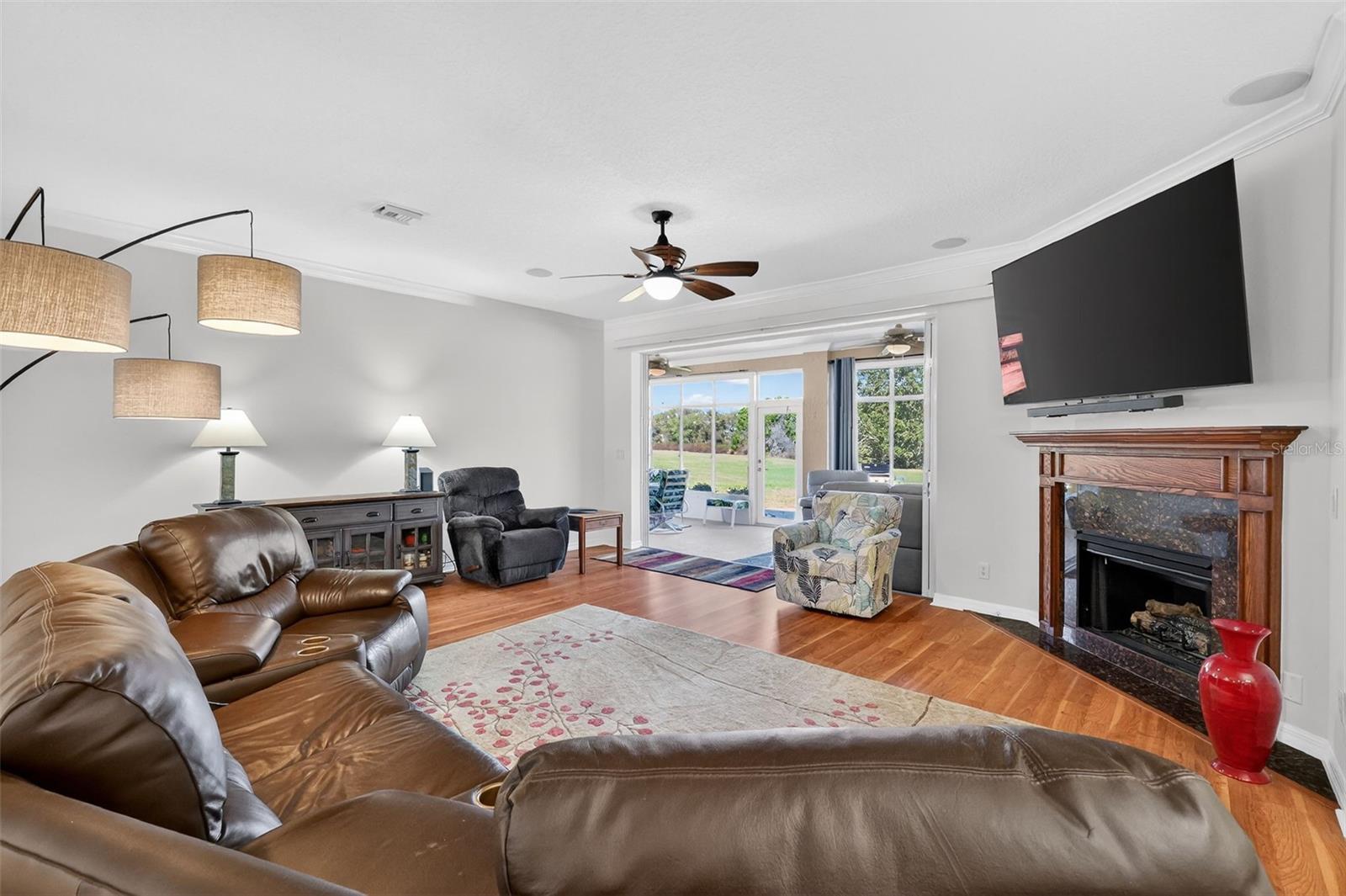 Image 20 of 73 For 5421 Sir Churchill Drive