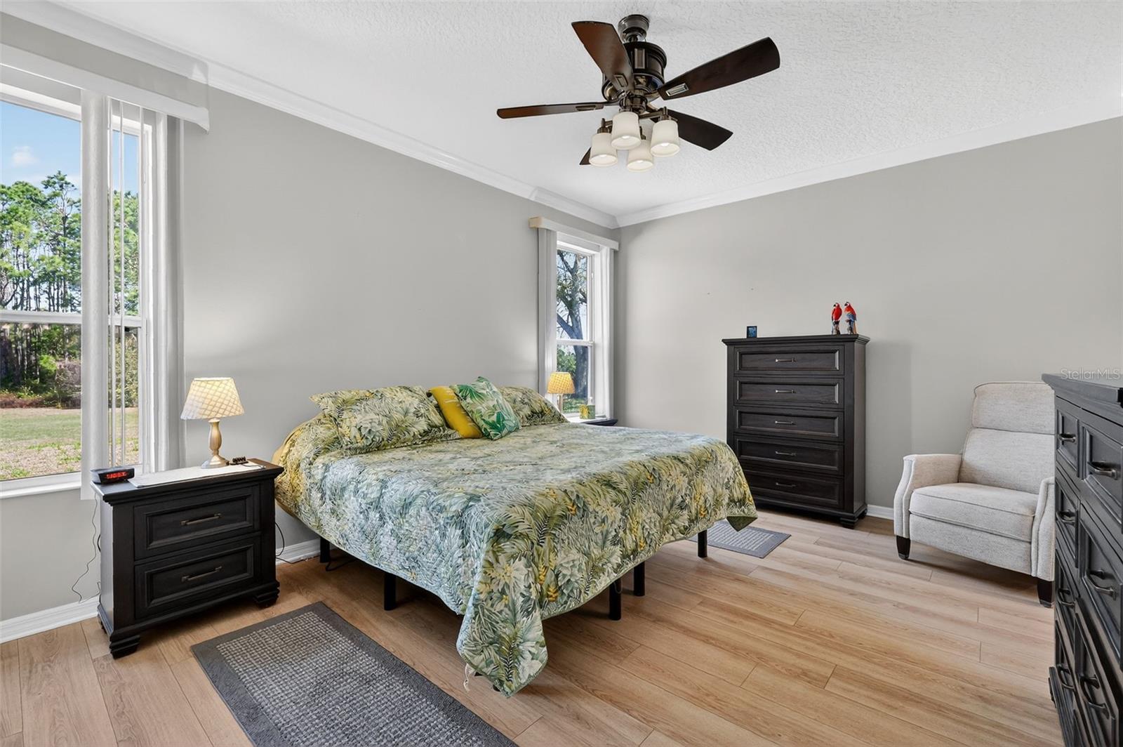 Image 33 of 73 For 5421 Sir Churchill Drive