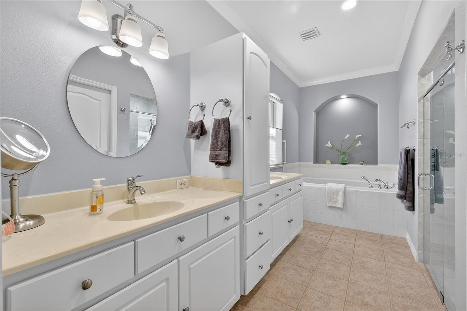 Image 35 of 73 For 5421 Sir Churchill Drive