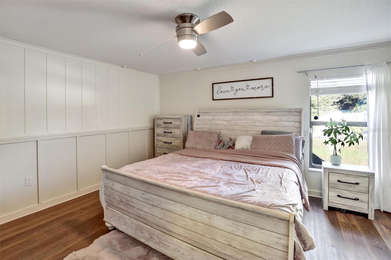 Image 28 of 52 For 35729 Rose Moss Avenue