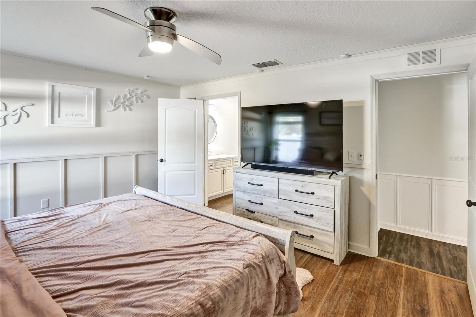 Image 29 of 52 For 35729 Rose Moss Avenue