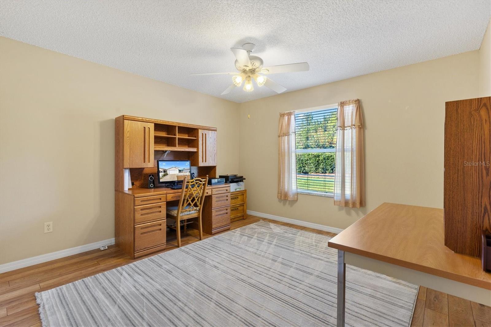 Image 21 of 36 For 17470 93rd Vine Avenue