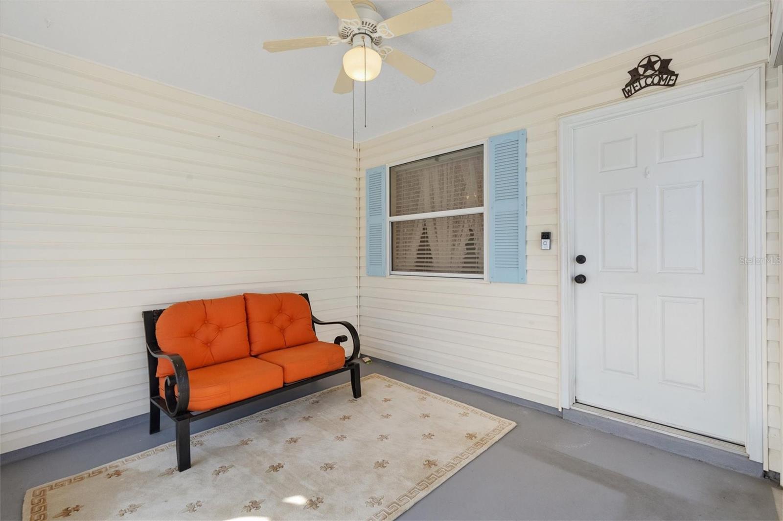 Image 6 of 36 For 17470 93rd Vine Avenue