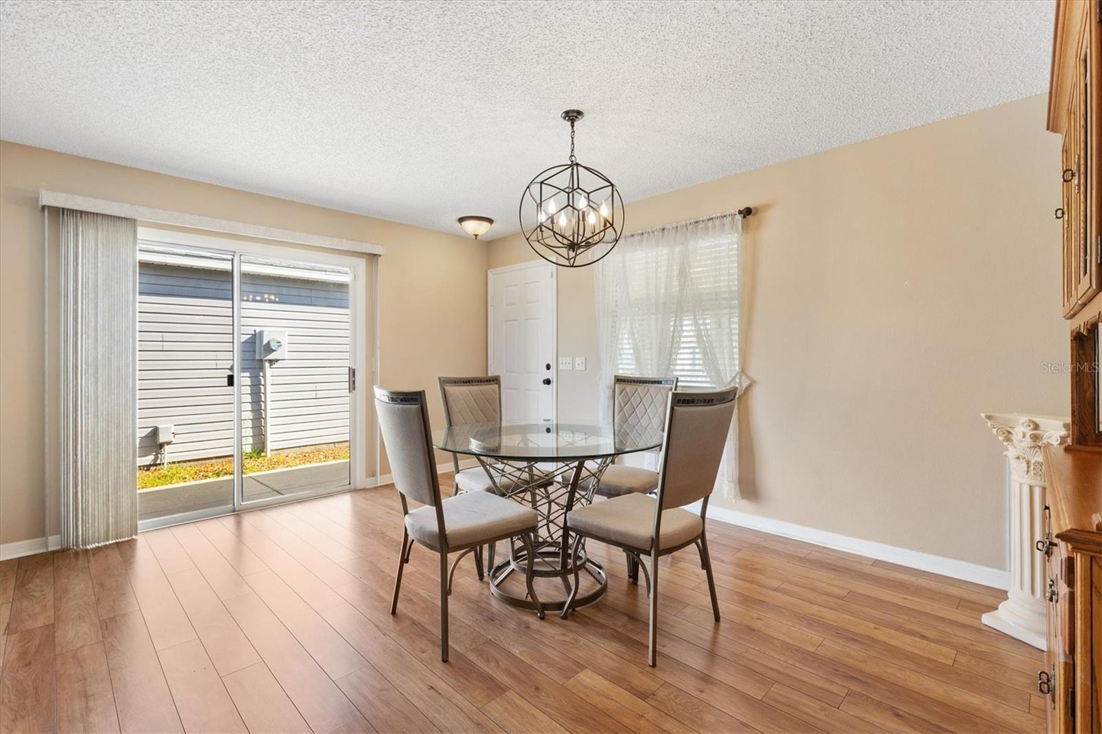 Image 9 of 36 For 17470 93rd Vine Avenue