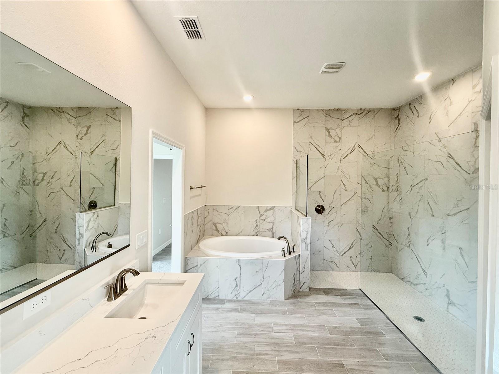 Image 23 of 57 For 30260 Thyme Avenue