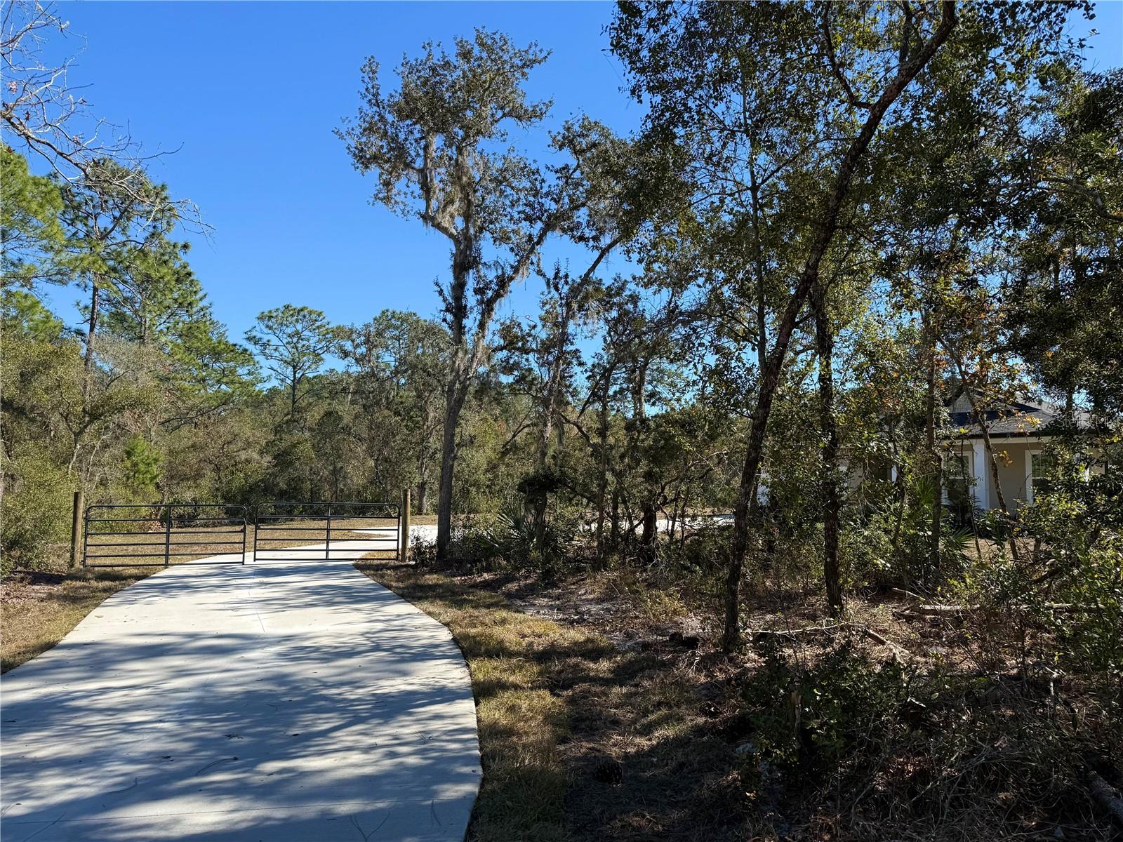 Image 40 of 57 For 30260 Thyme Avenue