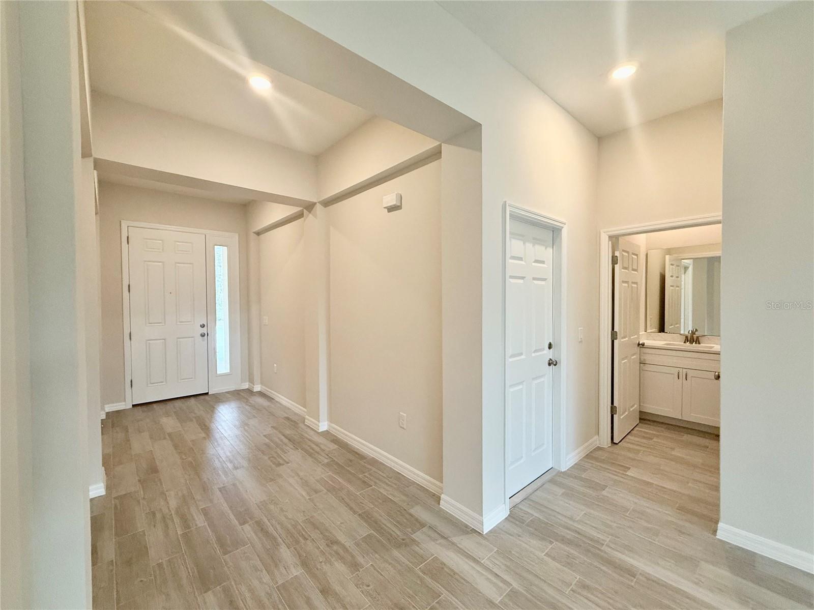 Image 9 of 57 For 30260 Thyme Avenue