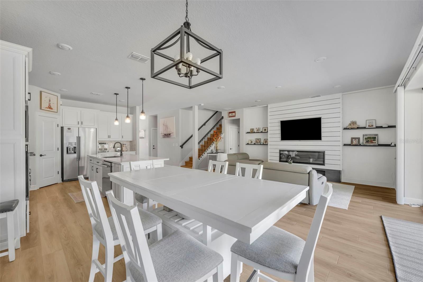 Image 22 of 49 For 17434 Saw Palmetto Avenue