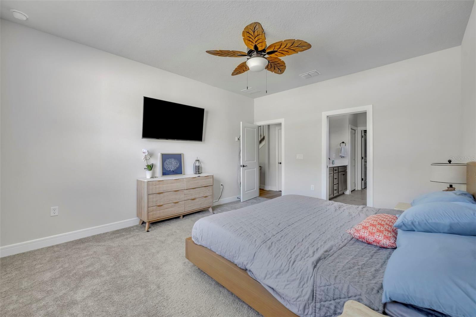 Image 27 of 49 For 17434 Saw Palmetto Avenue