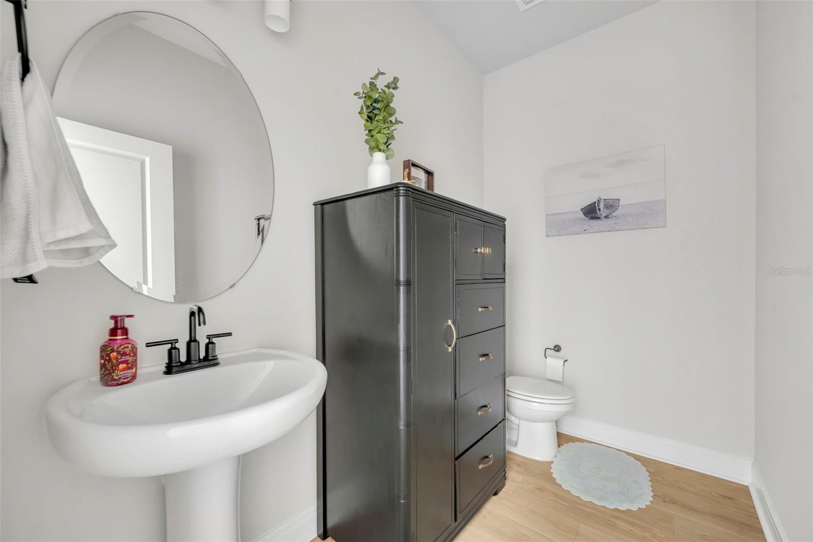 Image 41 of 49 For 17434 Saw Palmetto Avenue