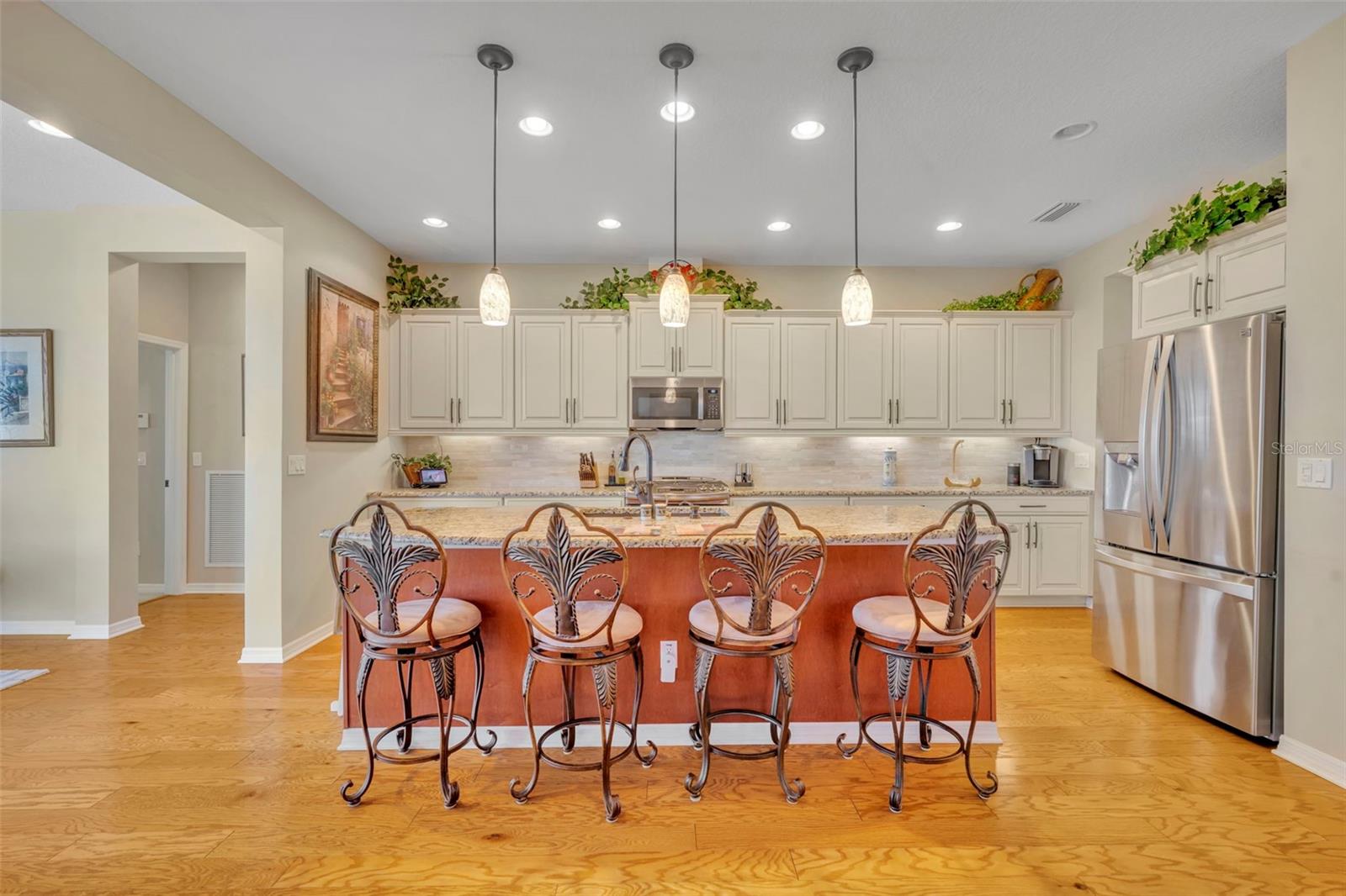 Image 12 of 44 For 334 Silver Maple Road