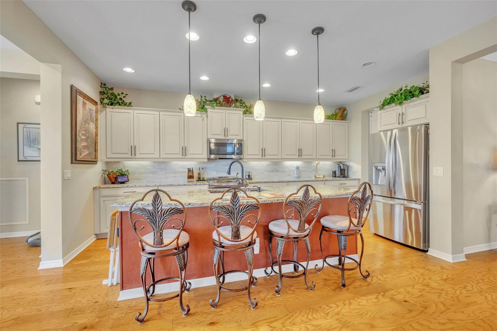 Image 14 of 44 For 334 Silver Maple Road