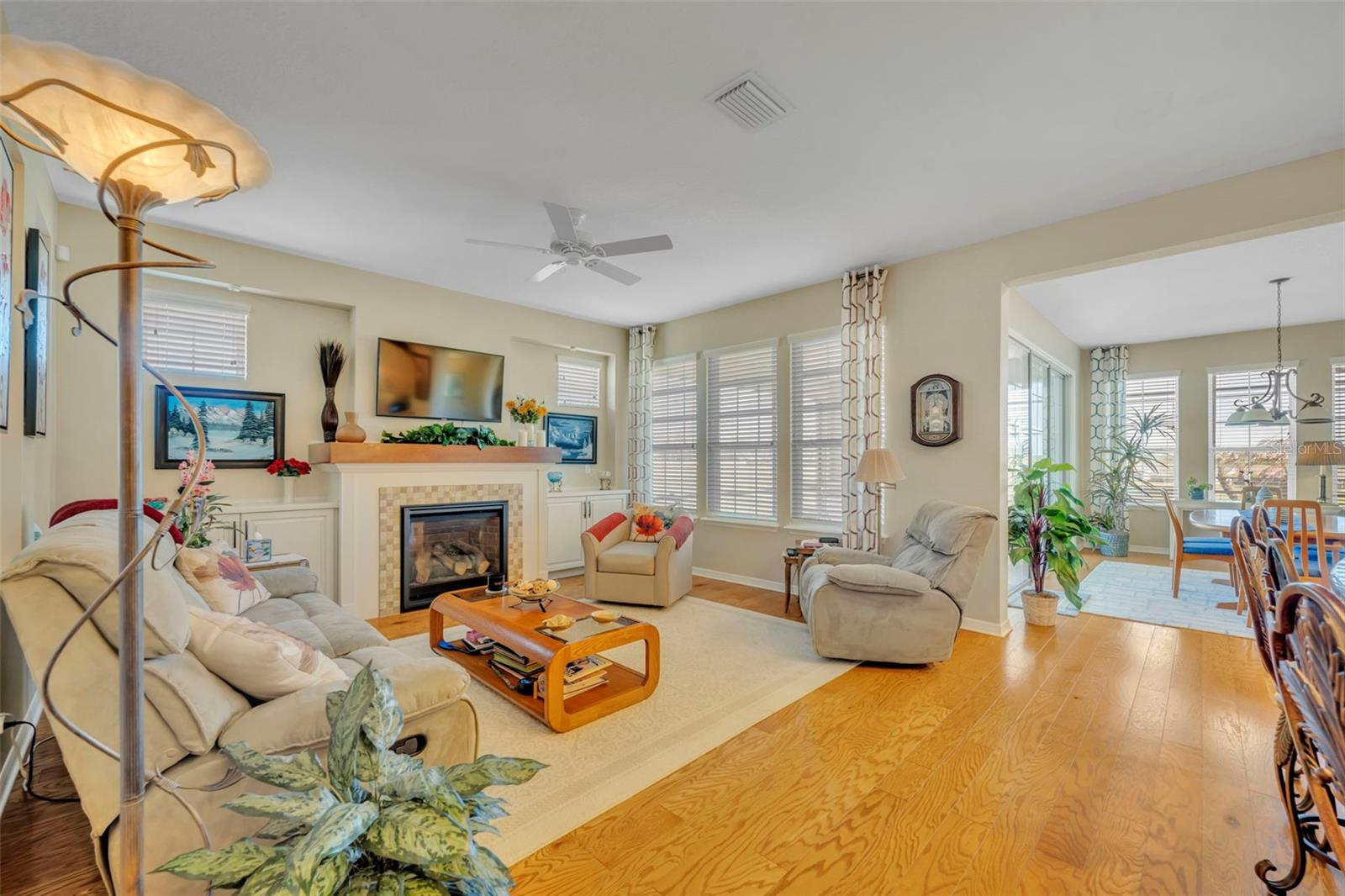 Image 26 of 44 For 334 Silver Maple Road