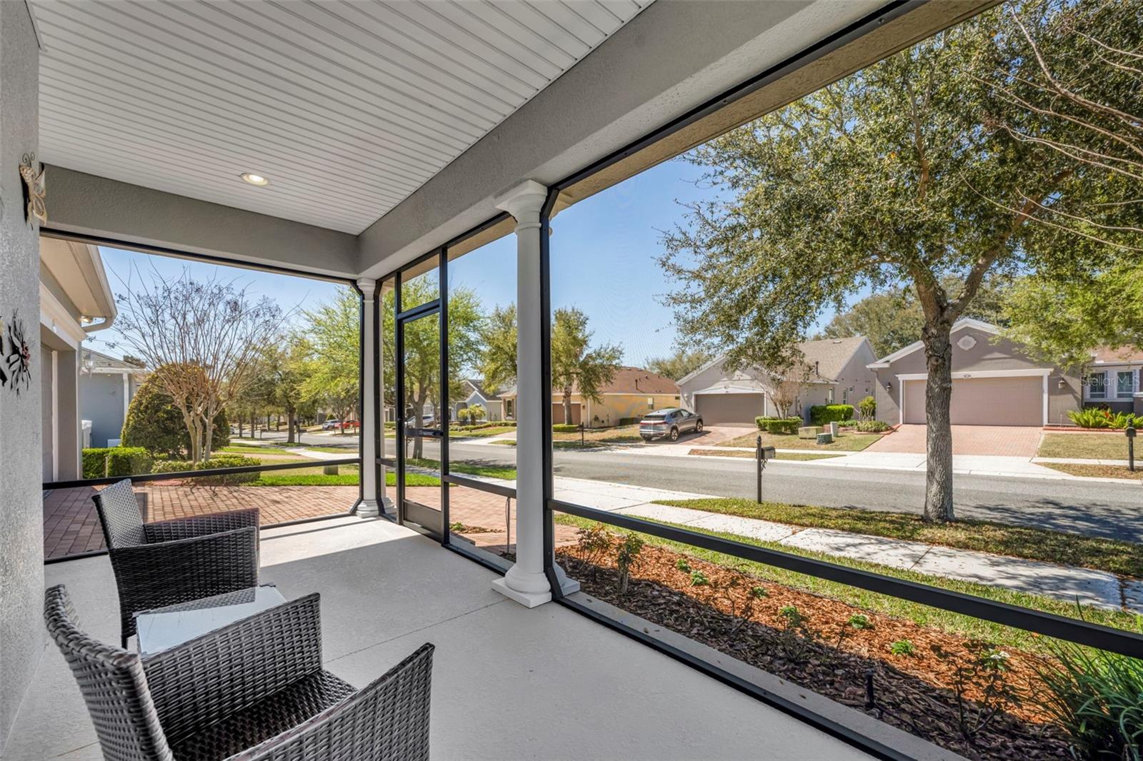 Image 4 of 44 For 334 Silver Maple Road