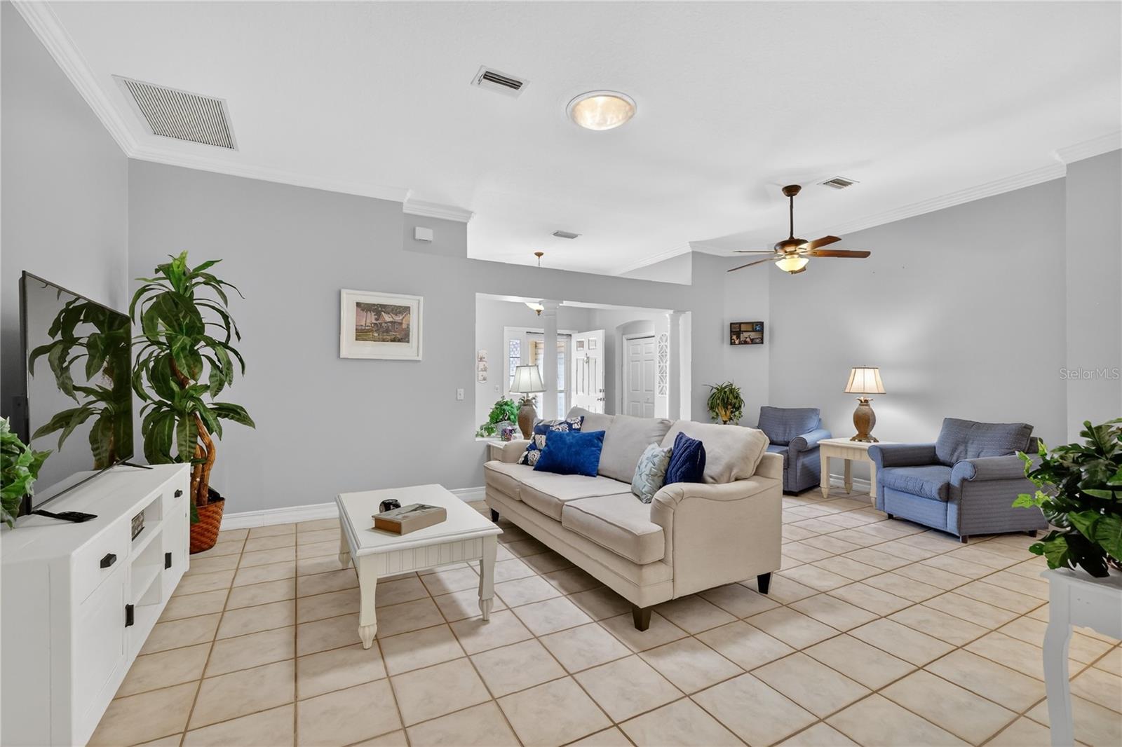 Image 12 of 34 For 707 Cortez Avenue