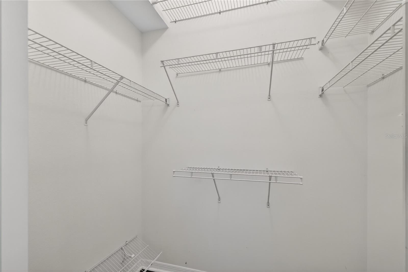 Image 22 of 34 For 707 Cortez Avenue