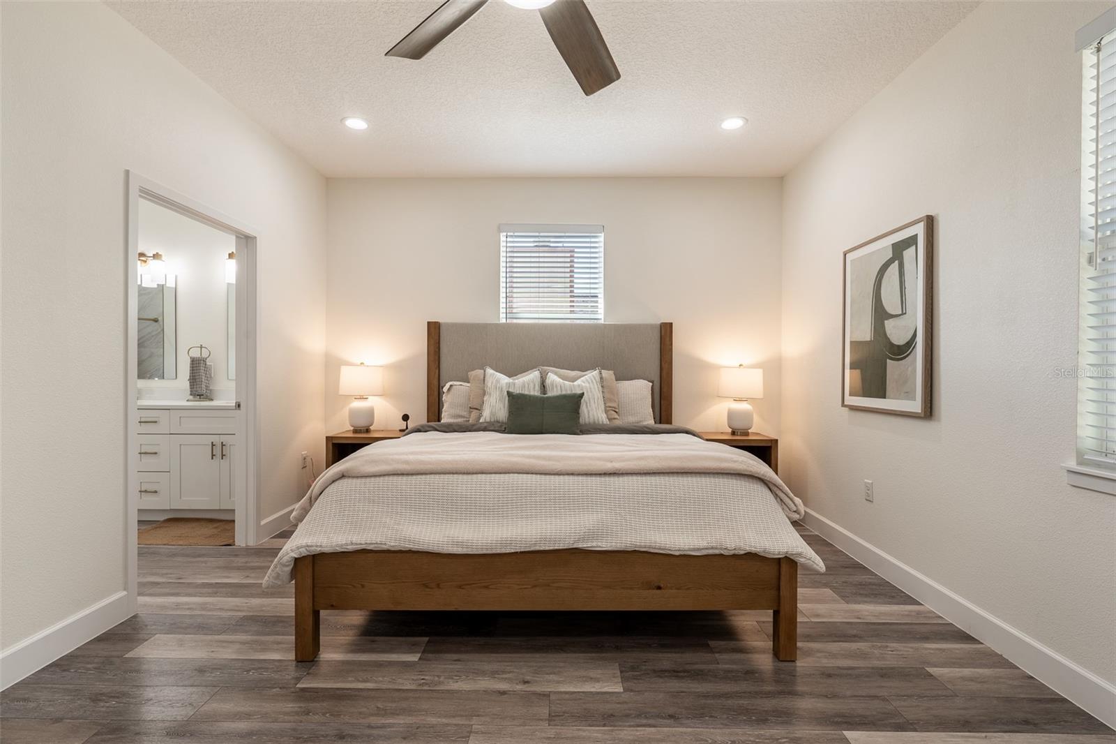 Image 16 of 53 For 248 Robin Road