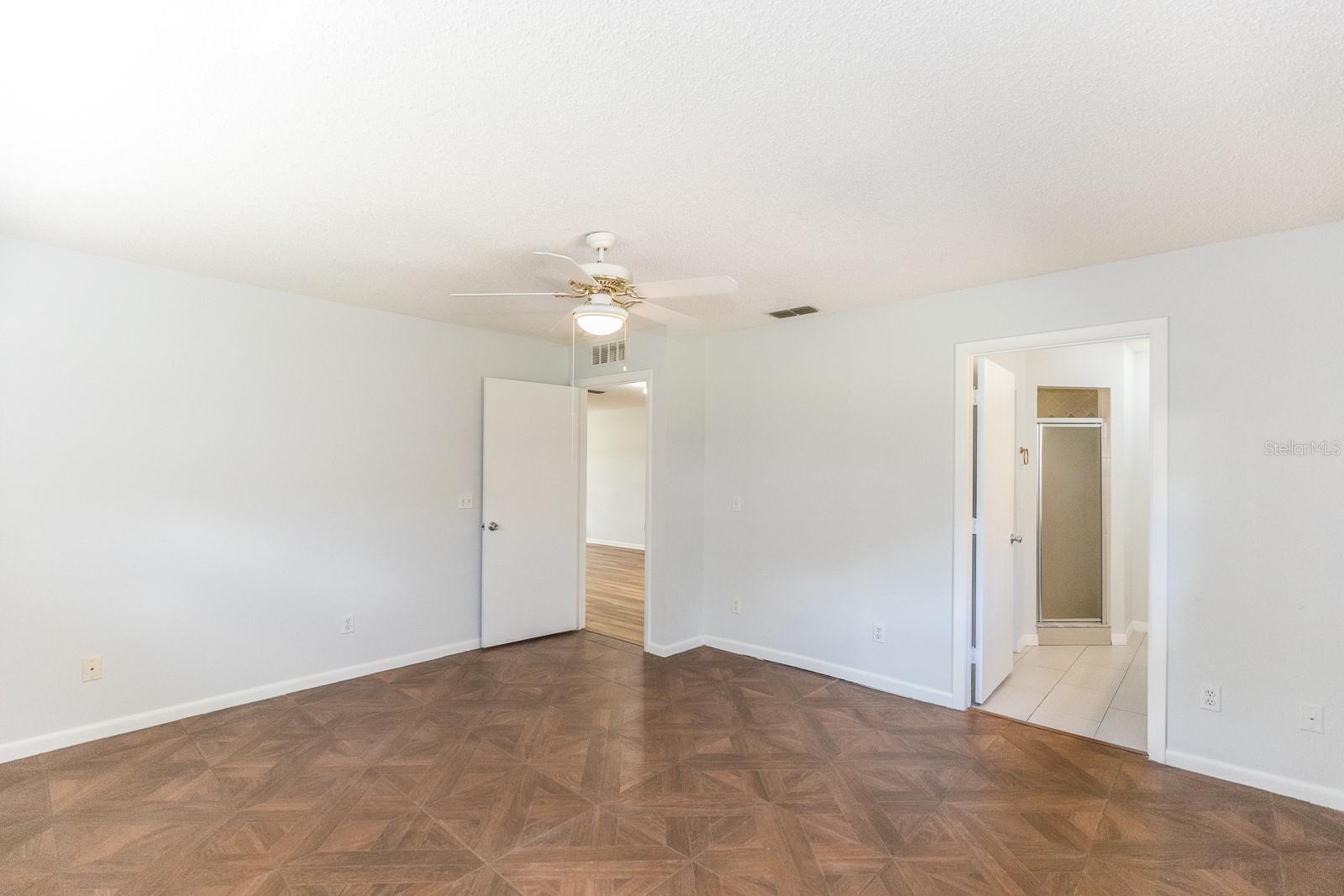 Image 18 of 42 For 9629 95th Terrace D