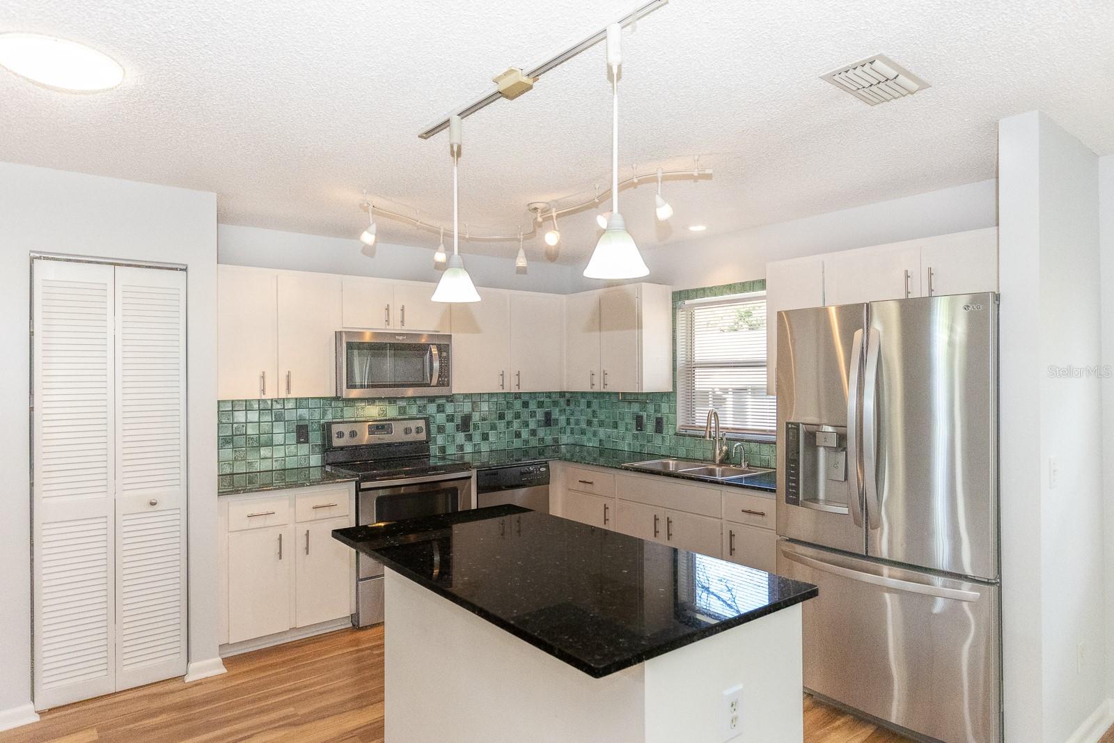 Image 29 of 42 For 9629 95th Terrace D