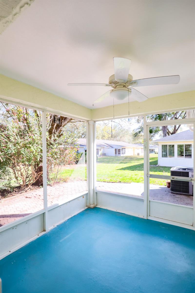 Image 32 of 42 For 9629 95th Terrace D