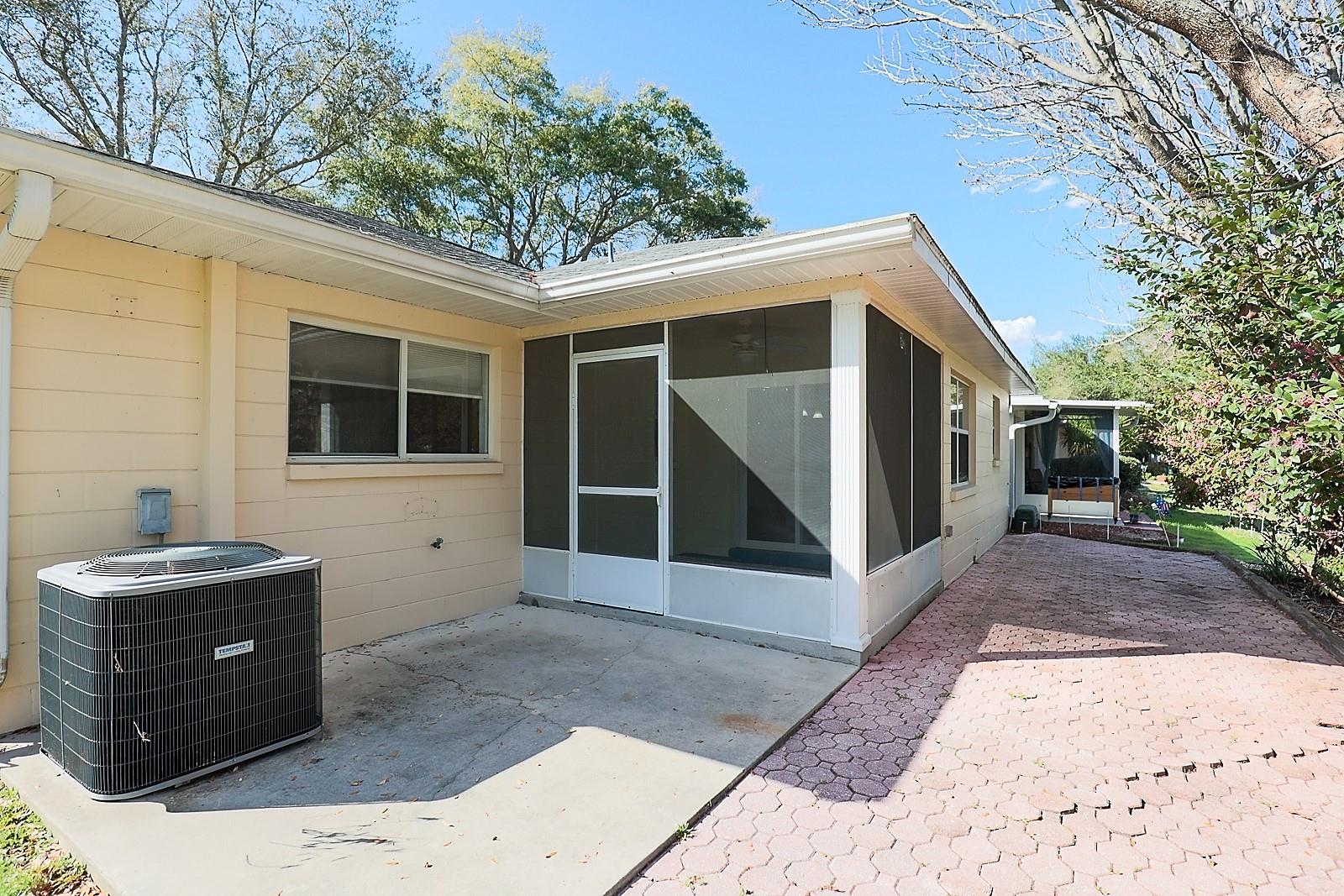 Image 34 of 42 For 9629 95th Terrace D