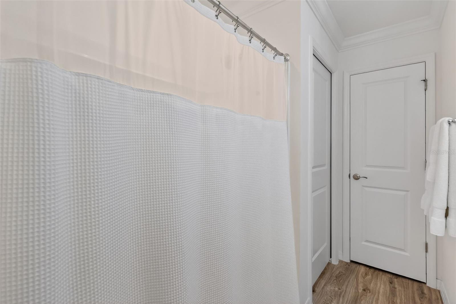 Image 21 of 34 For 4280 Gale Lane