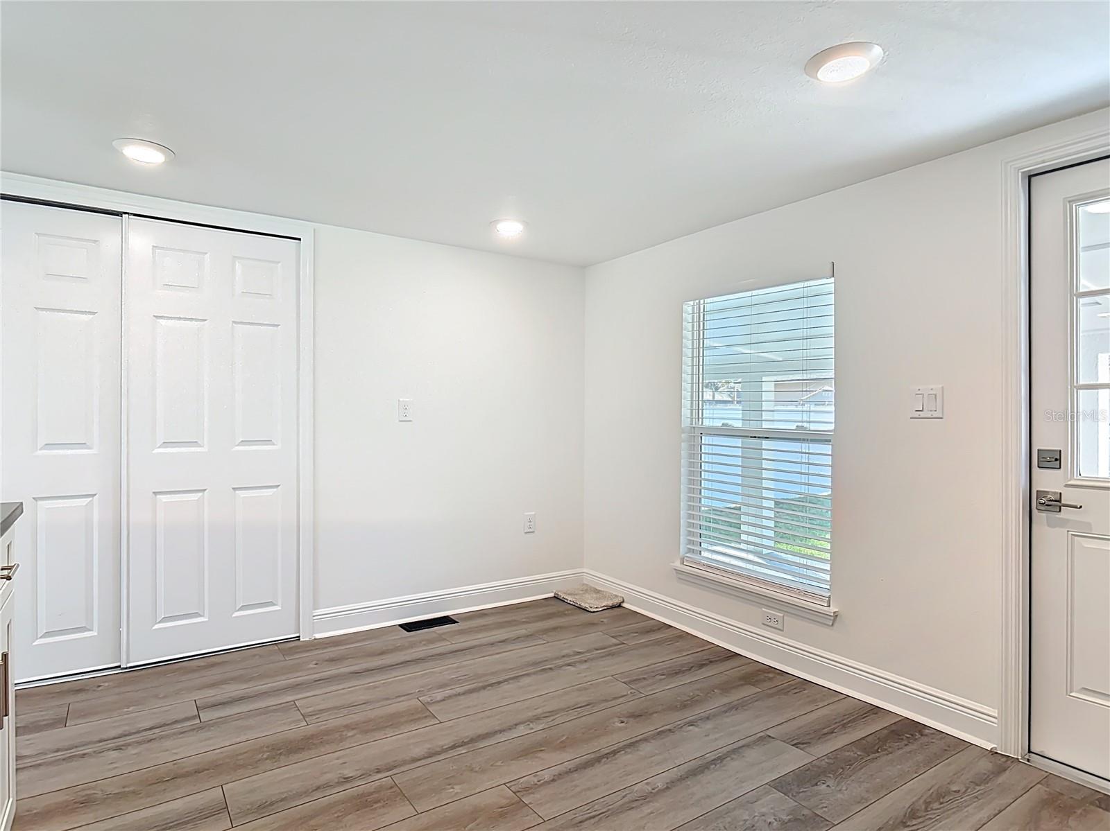 Image 16 of 37 For 31700 Orange Street