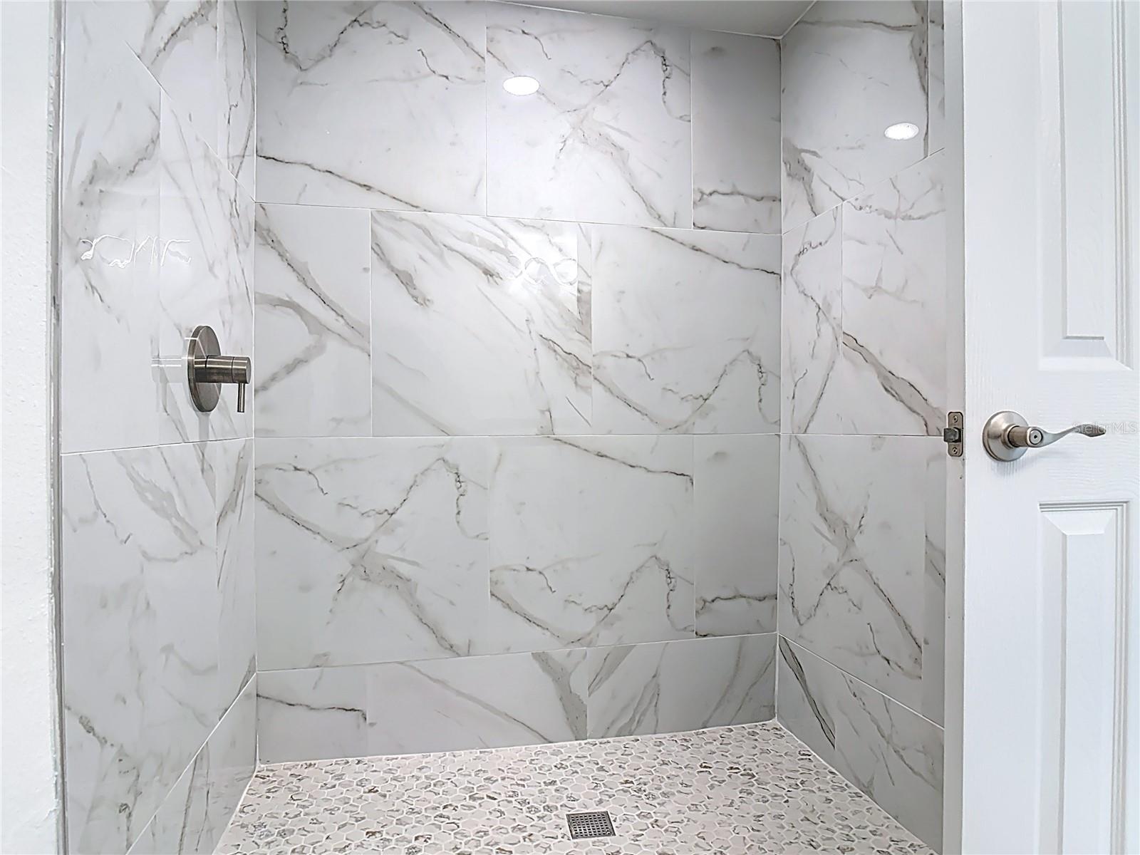 Image 19 of 37 For 31700 Orange Street