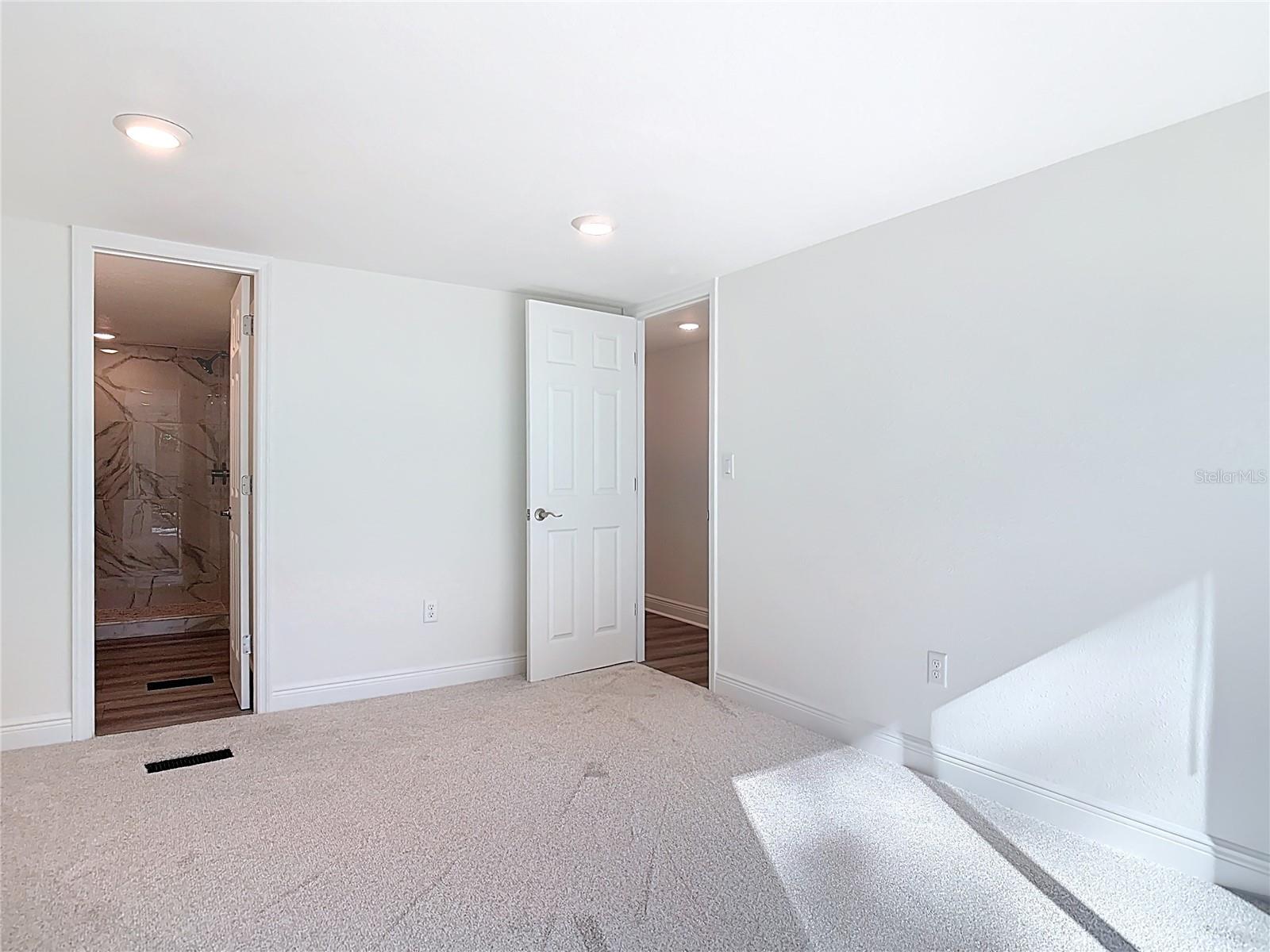 Image 26 of 37 For 31700 Orange Street