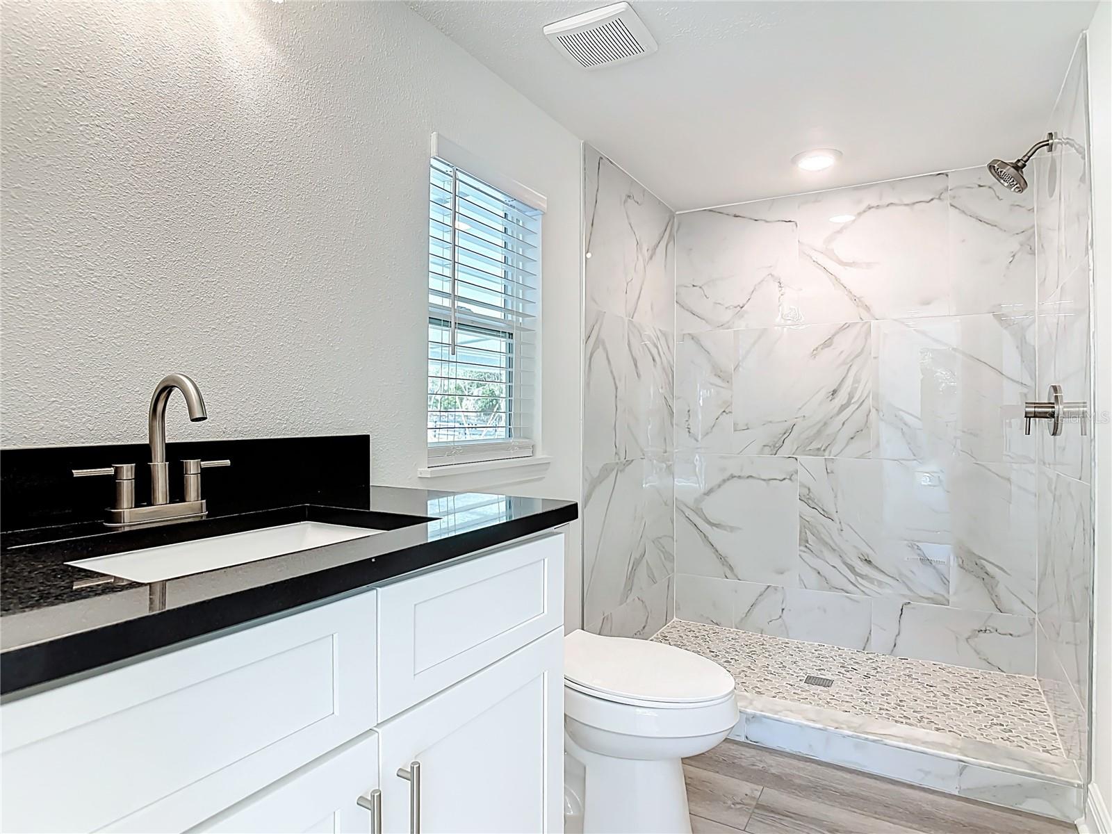 Image 28 of 37 For 31700 Orange Street