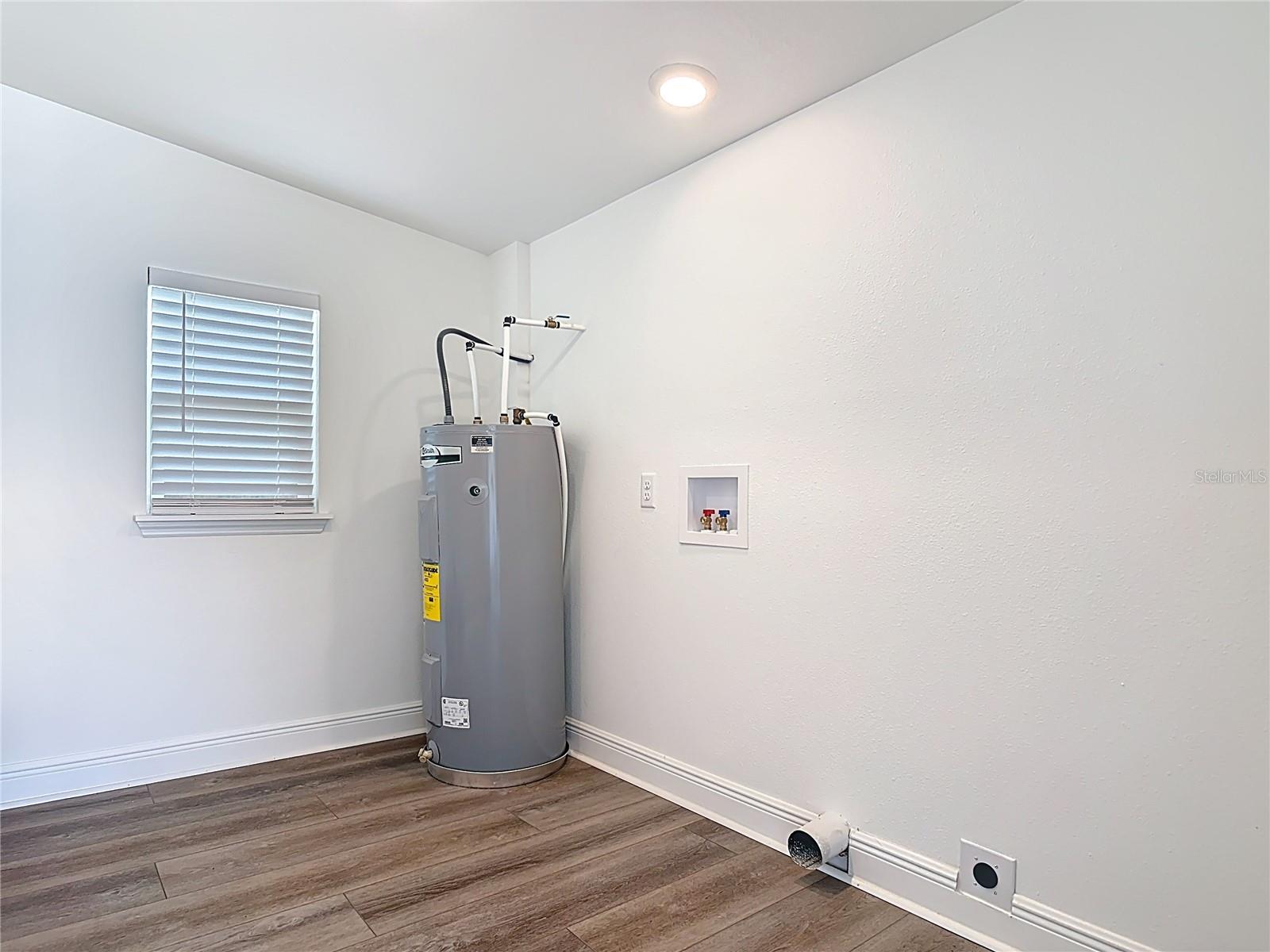 Image 29 of 37 For 31700 Orange Street