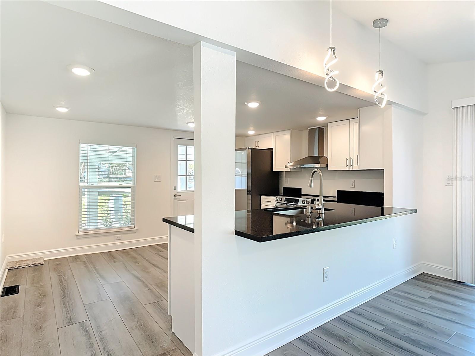 Image 9 of 37 For 31700 Orange Street