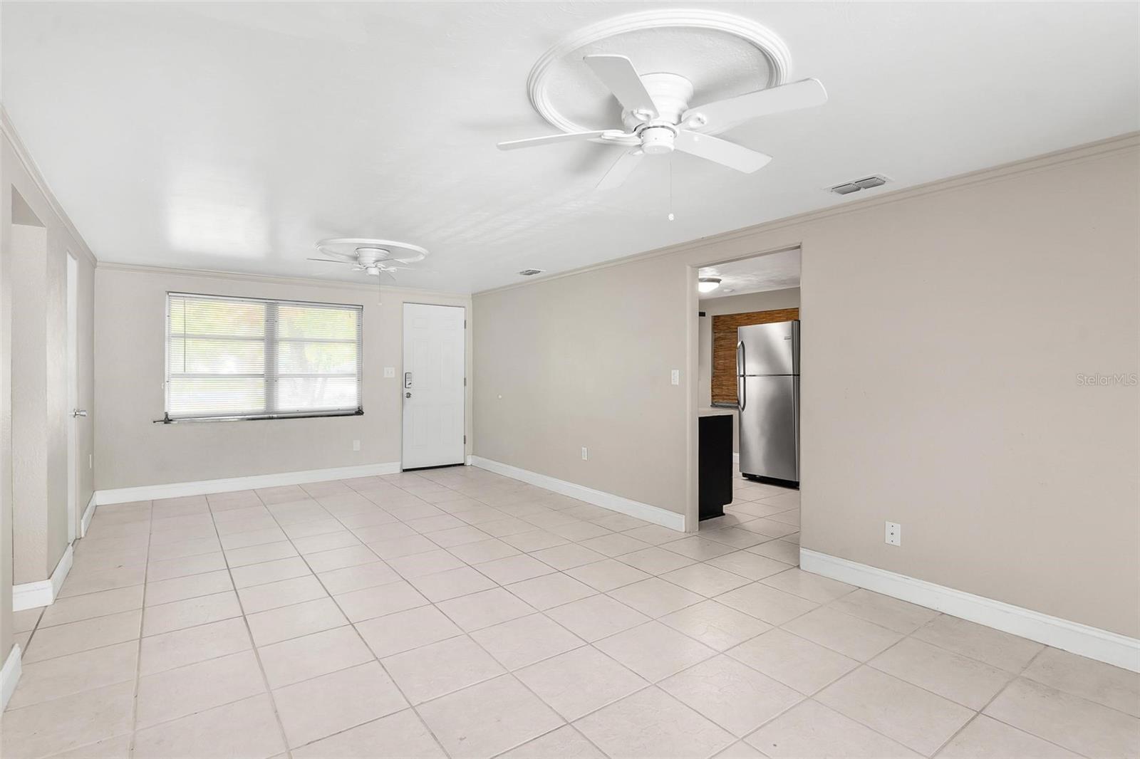 Image 10 of 48 For 366 Bay Road