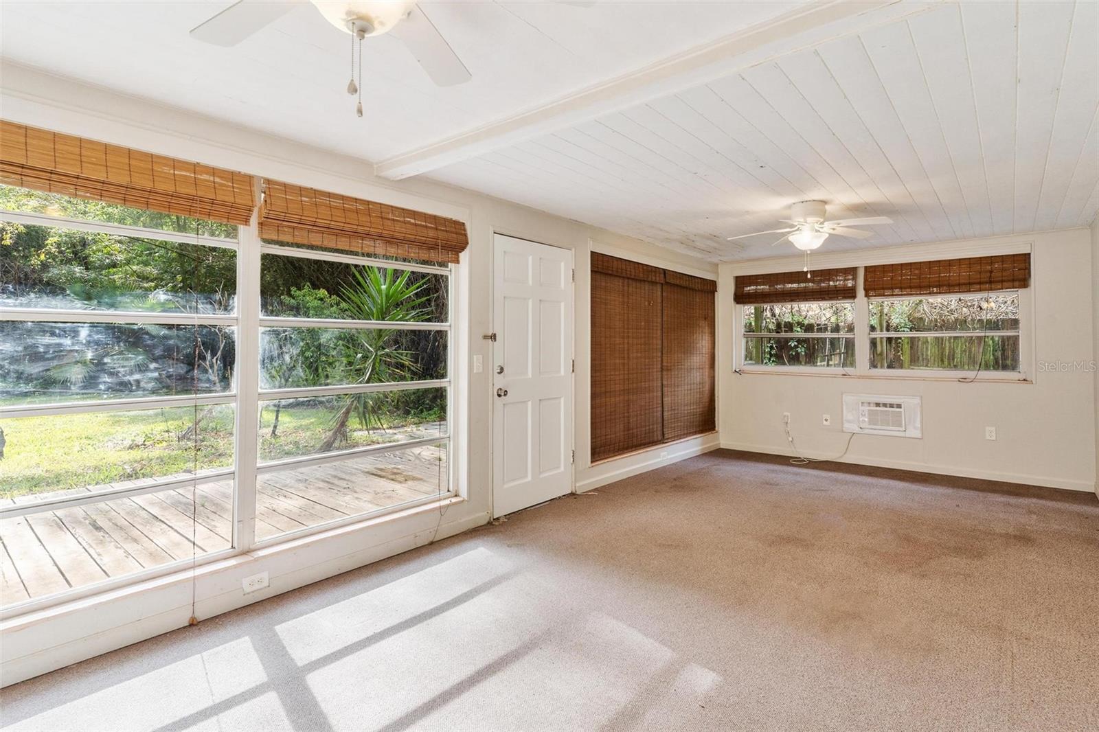 Image 29 of 48 For 366 Bay Road