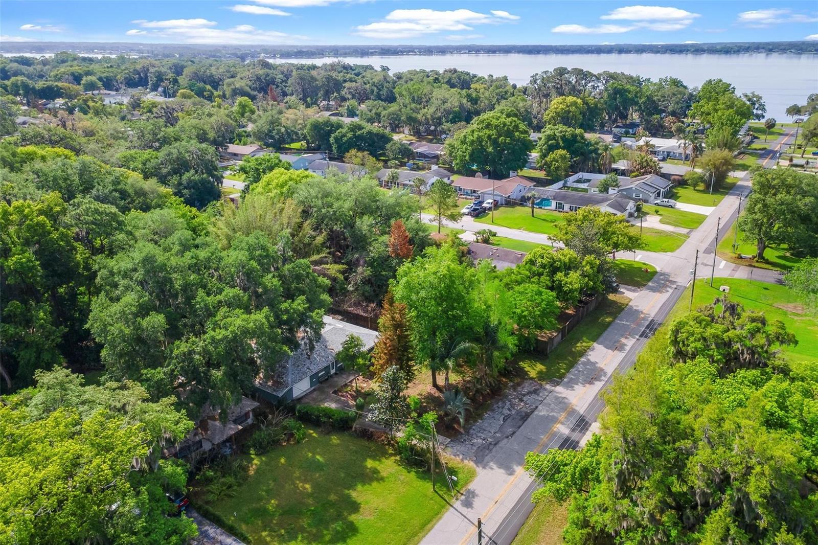 Image 3 of 48 For 366 Bay Road