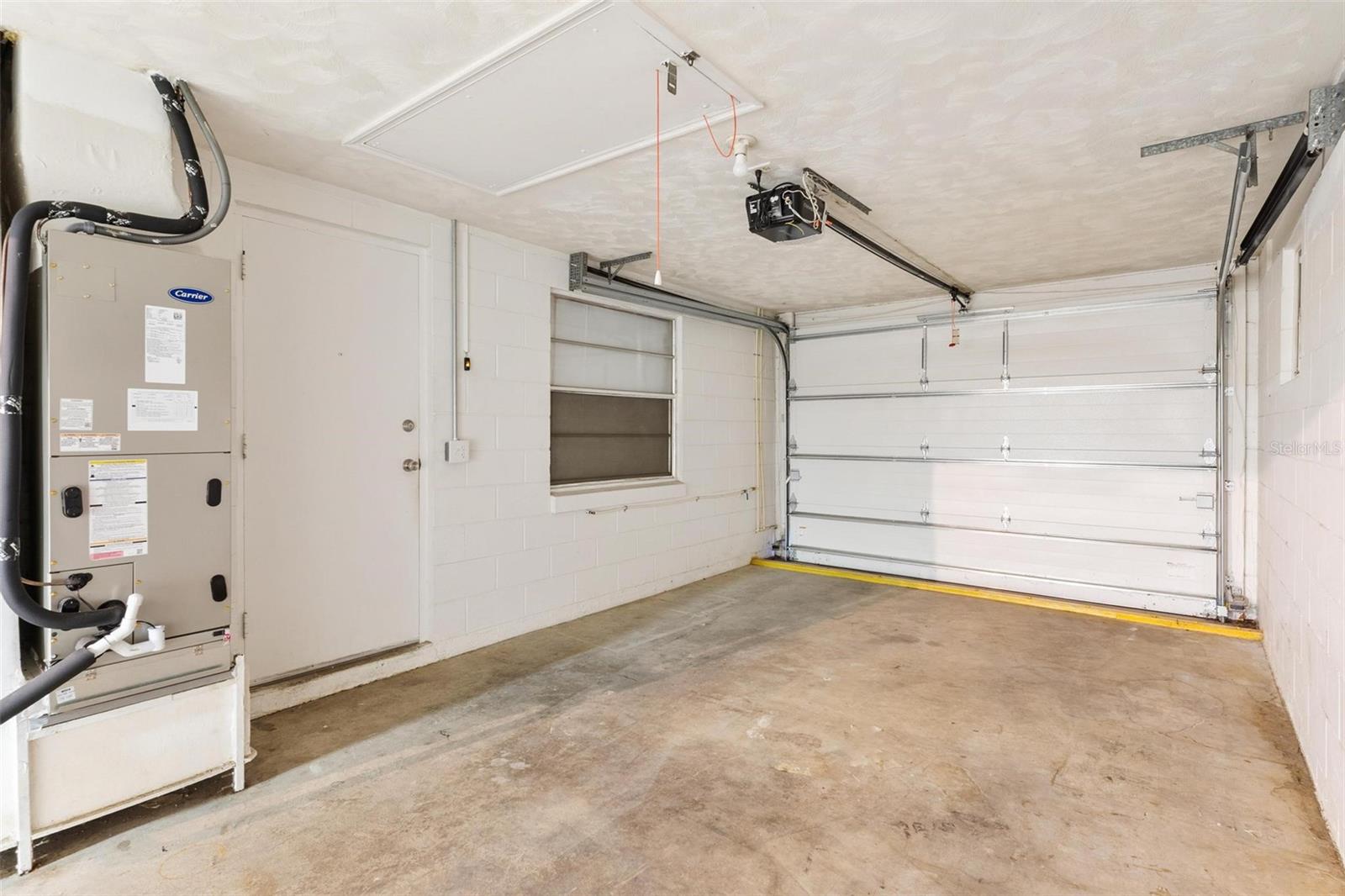 Image 33 of 48 For 366 Bay Road