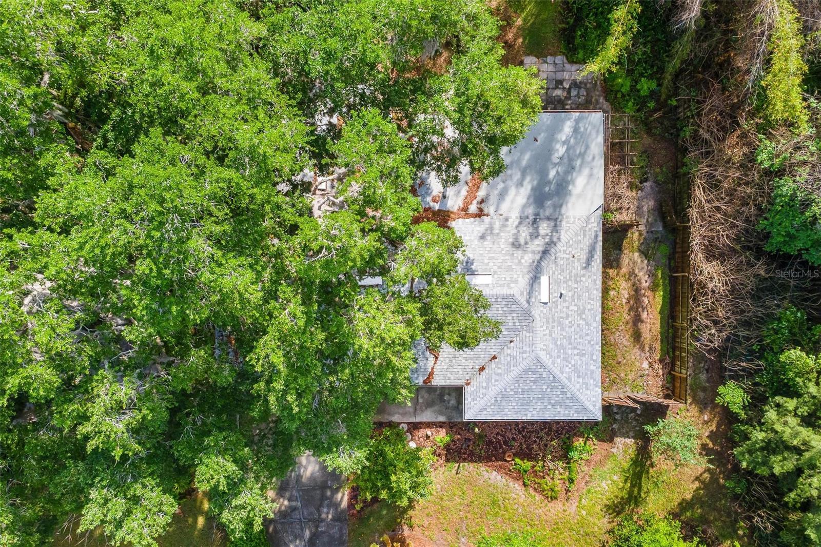 Image 47 of 48 For 366 Bay Road