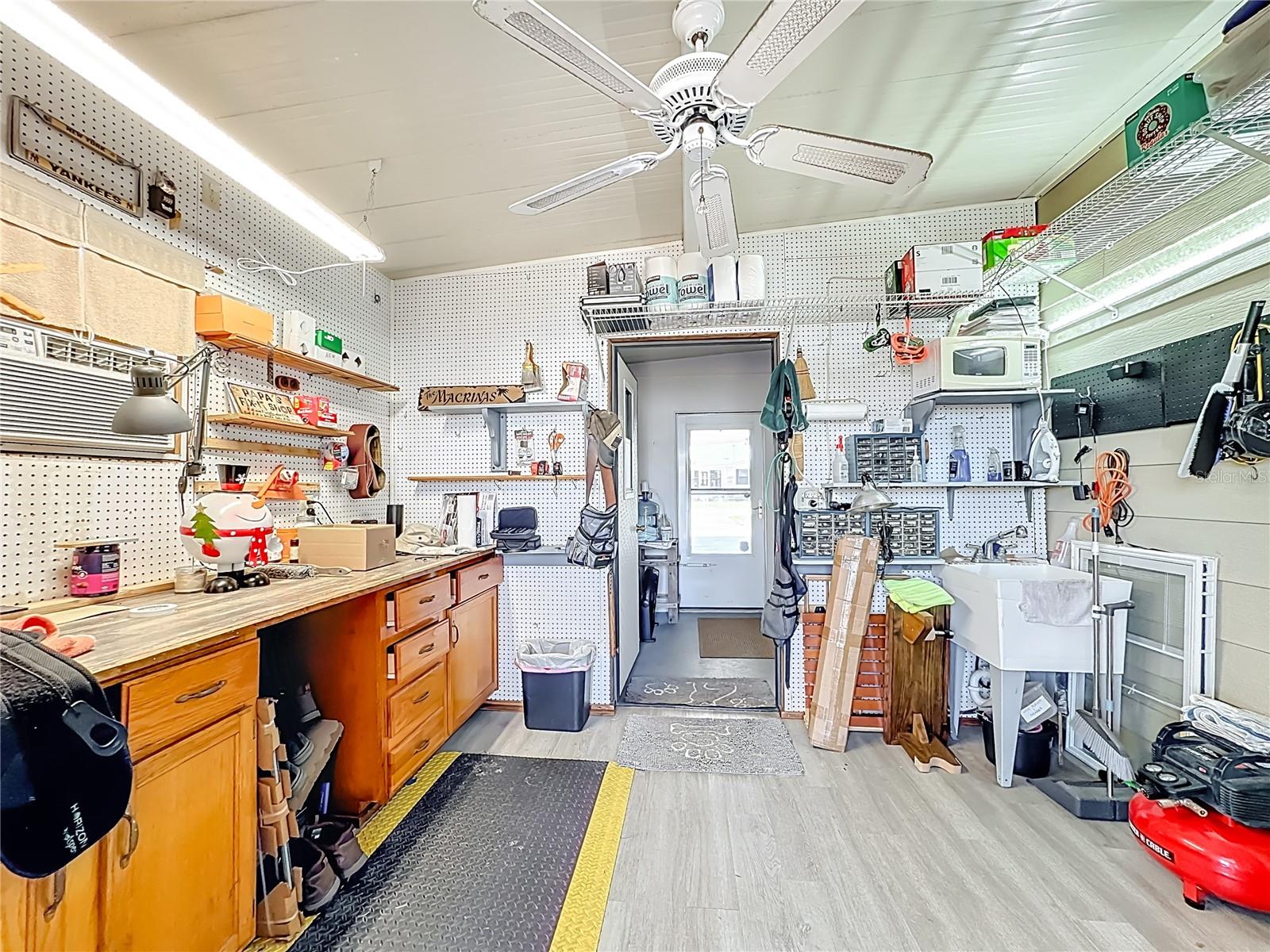 Image 28 of 50 For 1437 Mohawk Circle