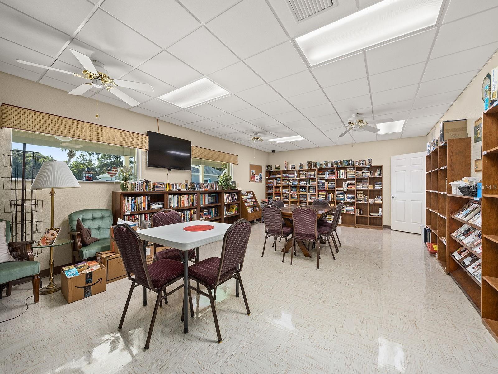 Image 43 of 50 For 1437 Mohawk Circle