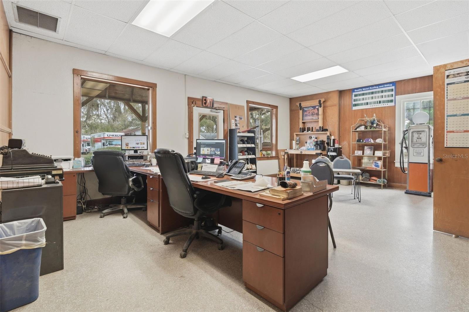 Image 24 of 63 For 210 5th Street