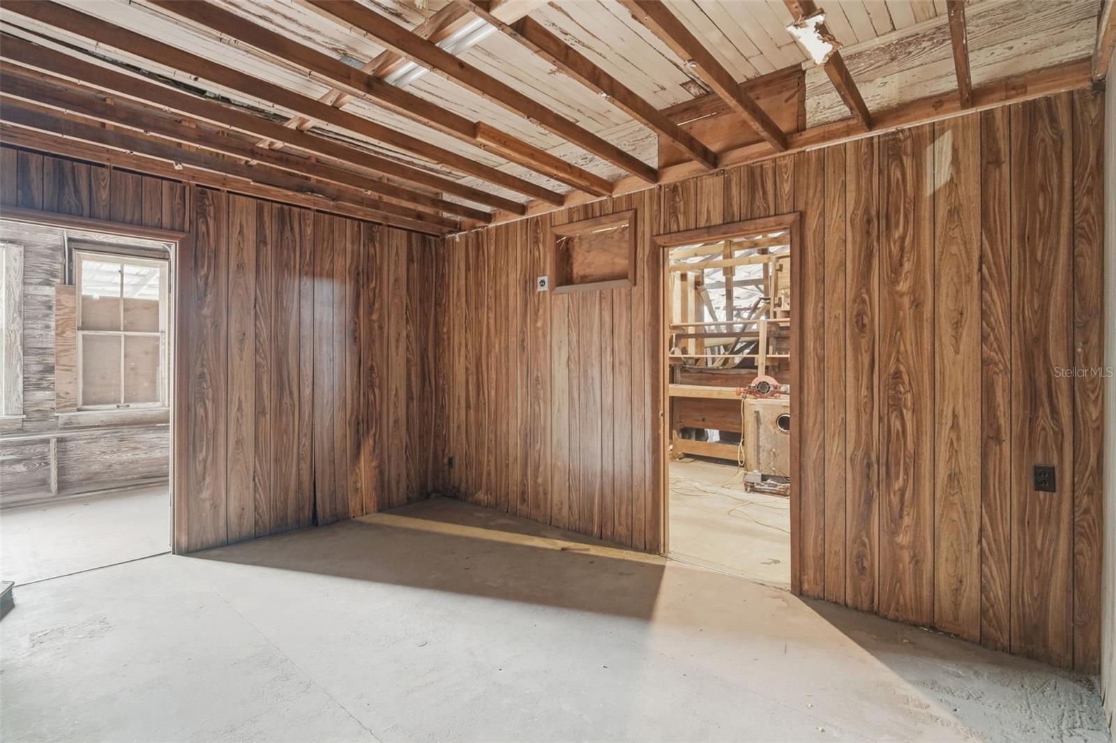 Image 35 of 63 For 210 5th Street