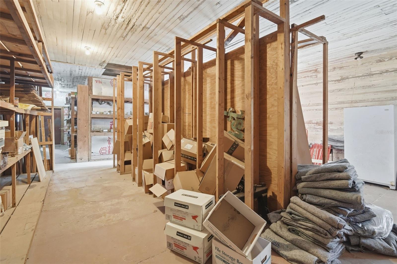 Image 36 of 63 For 210 5th Street